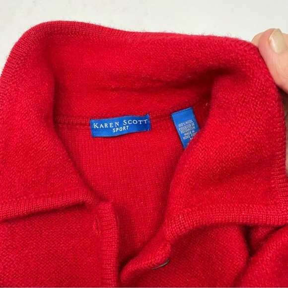 Karen Scott Red Wool Embroidered Holiday Gifts Bows Button Cardigan Sweater Med - Picture 7 of 14